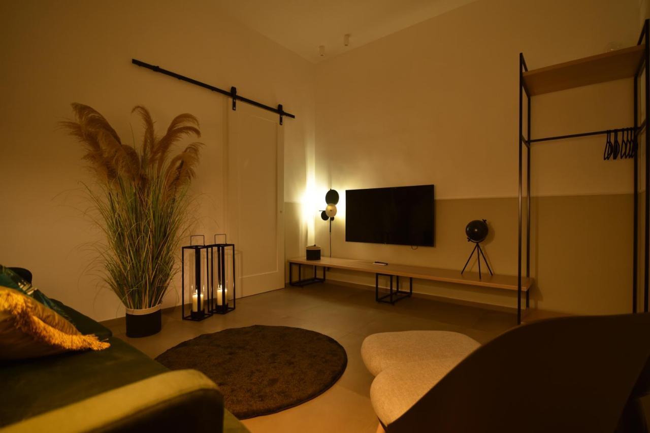 בארי First Floor B&B מראה חיצוני תמונה